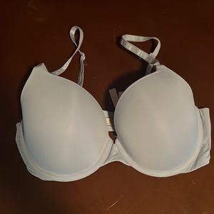 Victoria Secret Bra 36D
